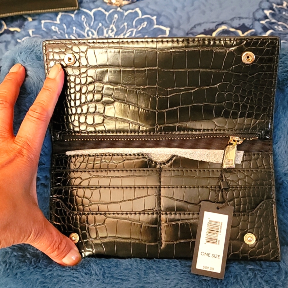 Banana republic foldable wallet